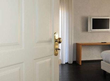 Hotel Domo เปรูจา ห้อง รูปภาพ