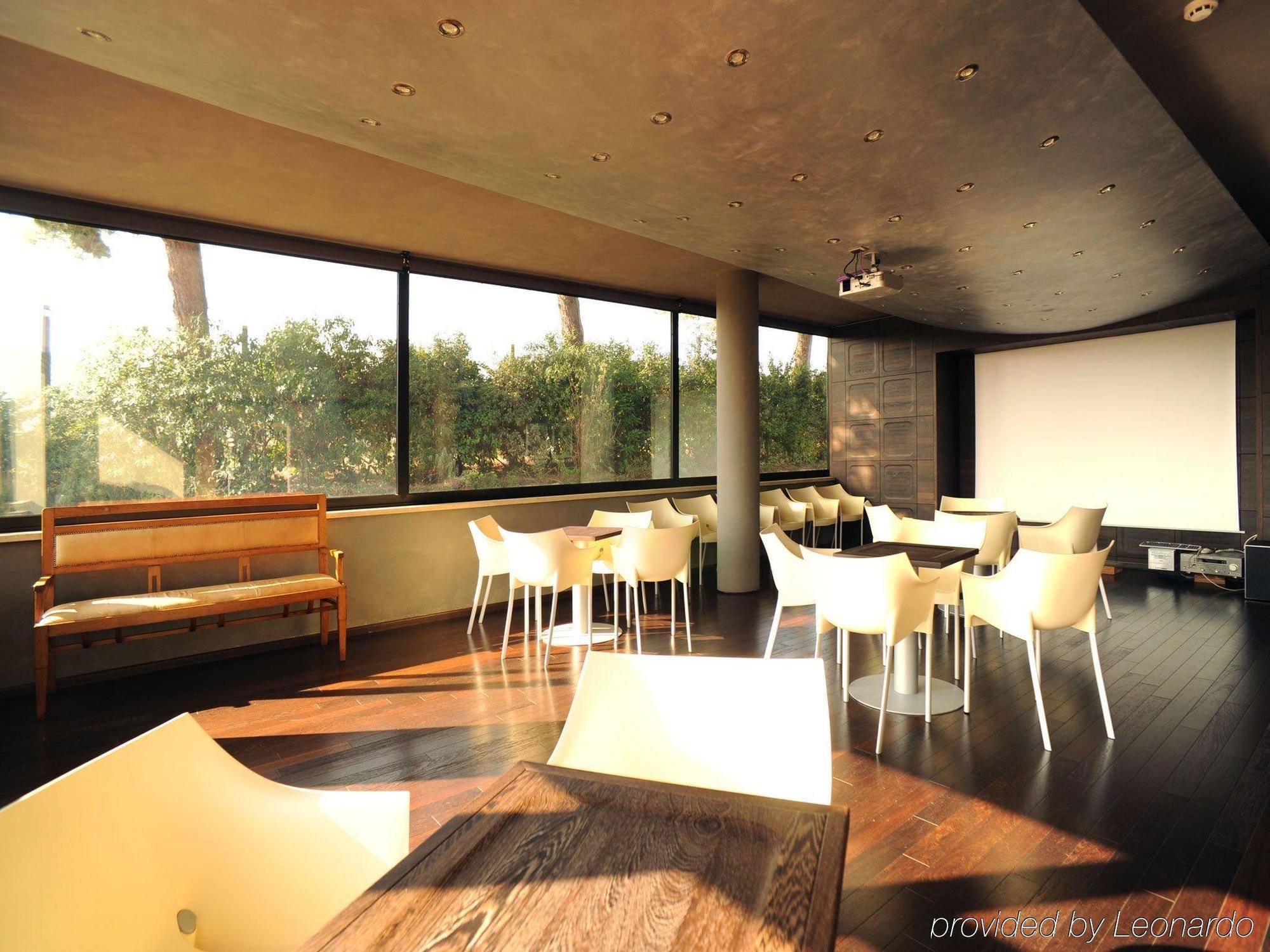 Hotel Domo เปรูจา ภายนอก รูปภาพ