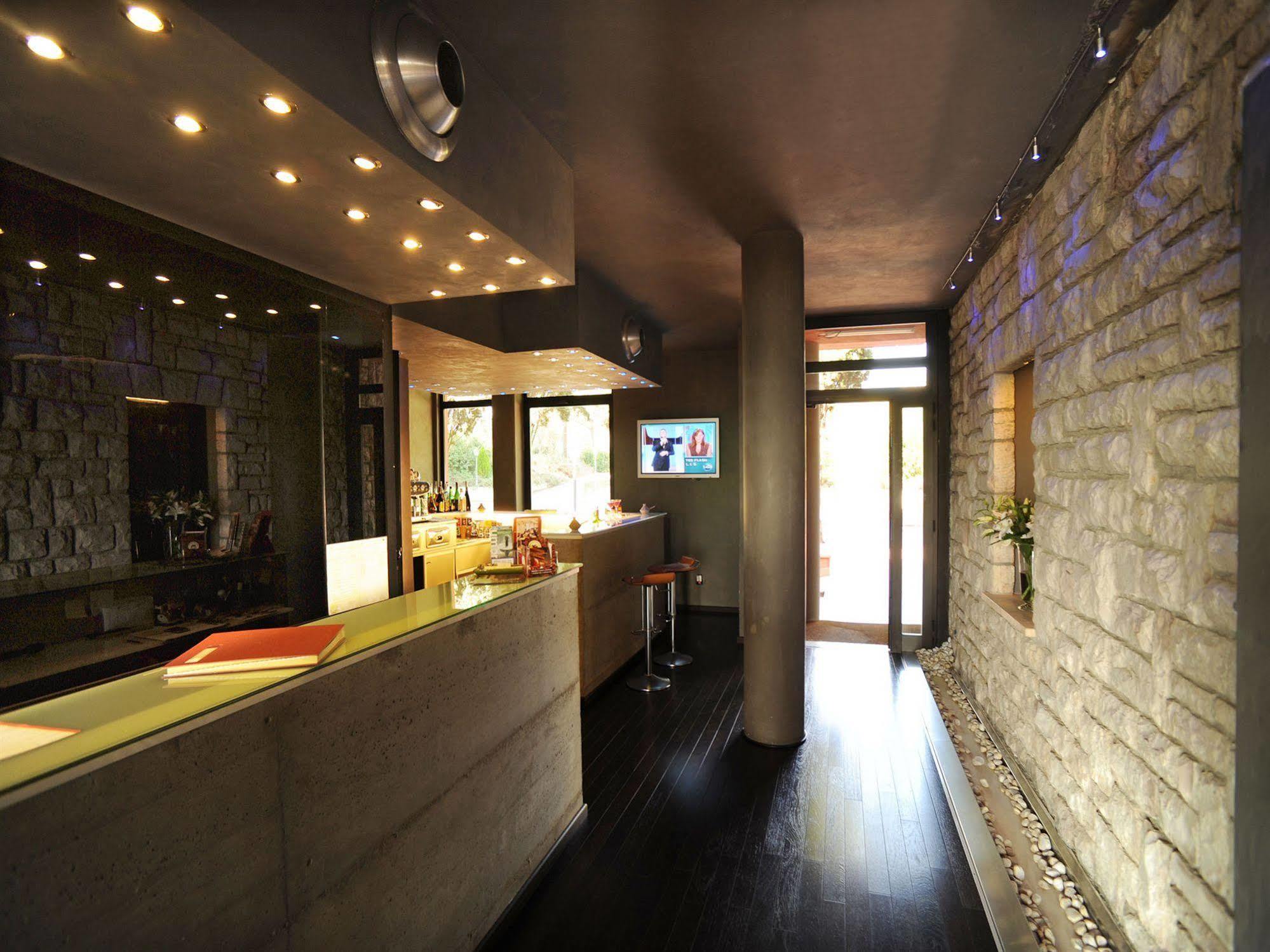 Hotel Domo เปรูจา ภายนอก รูปภาพ